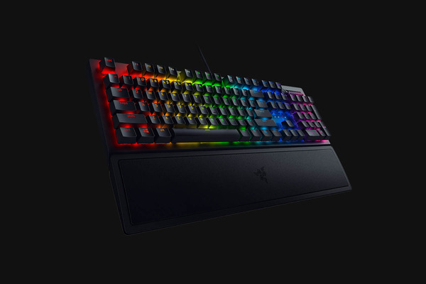 Razer Midyear بيع المنتجات الموصى بها 6 اختيارات سماعات ألعاب إلى لوحة المفاتيح الصورة / الصورة بسعر صفقة