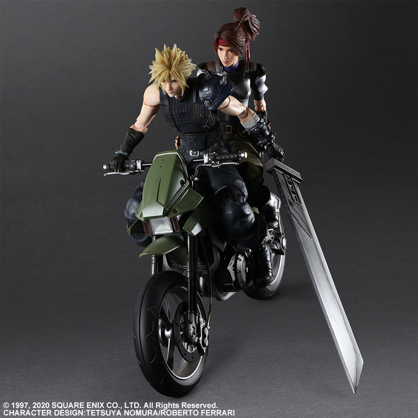 يستنسخ بشكل واقعي مشهد الدراجة "FF7R" Cloud &amp; Jesse! هذه الجودة ، الصورة / الصورة الثانية التي لا يمكن التغاضي عنها من قبل "جيسي" التي زادت بسرعة من نسخة النسخة الجديدة
