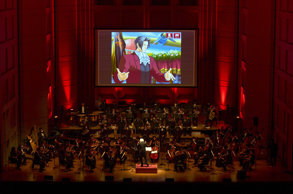 دعونا نلقي نظرة على ذكريات قاعة المحكمة بأداء قوي! سيكون توزيع أرشيف "Ace Attorney 20th Anniversary Orchestra Concert" متاحًا حتى 15 مايو/أيار.