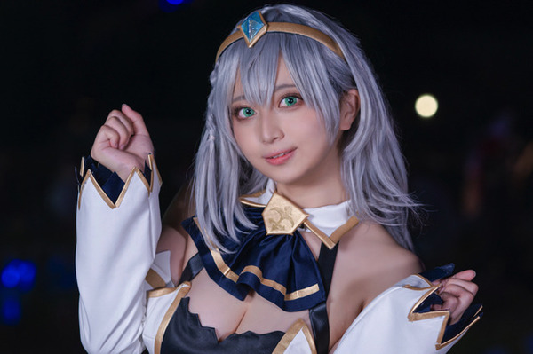 [Cosplay] "Horo Live" الشكل الجميل لـ Silver Noel يضيء في منظر الليل! طبقة شهيرة AIN [7 صور] الصورة / الصورة الأولى