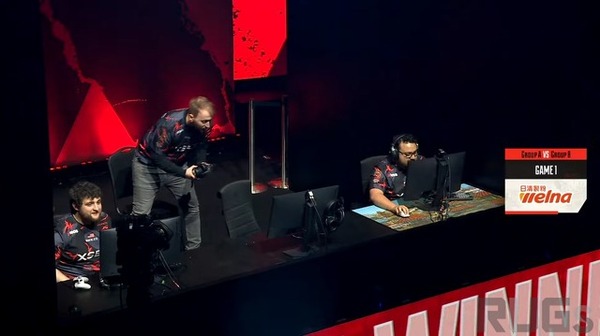تركز "Apex Legends" الدولية للبطولة الدولية على "كراسي" المدرب