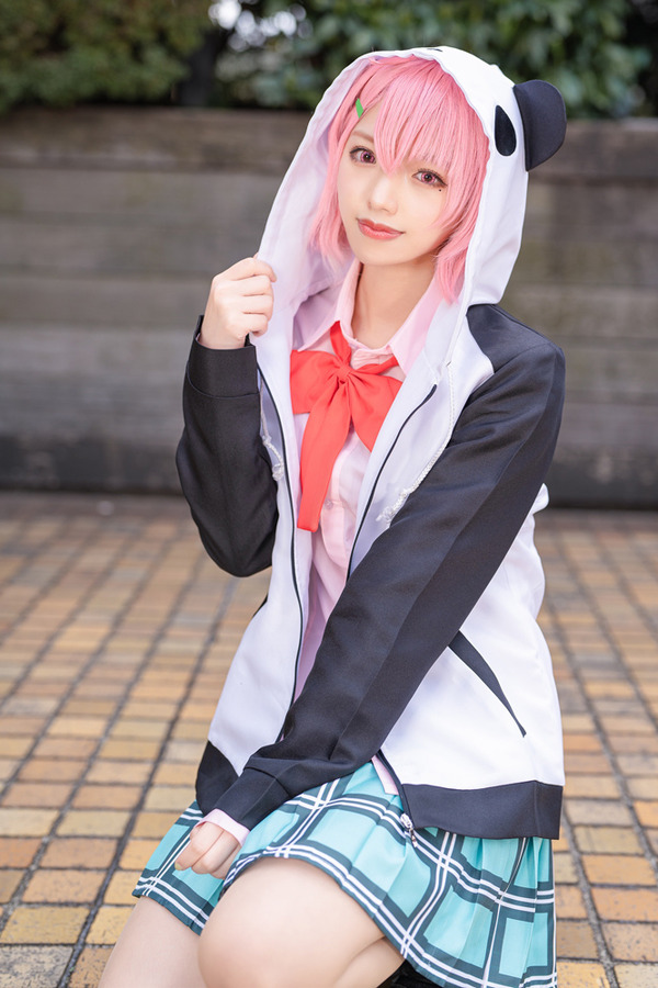 سوف Horo Live و Nijisanji و Vocaloid Beautiful Cosplayers Co 