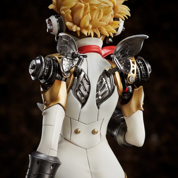 من "P4U2" ، "Aigis" هو ثلاثة أبعاد في "Ex Orgear Mode"! تحت إشراف Soejima Narumi ، "Papillon Heart" هي الصورة السابعة / صورة الحيل البصرية LED.