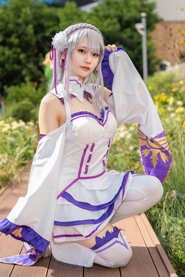 [cosplay] "rezero" ظهور شعر إميليا الفضي جميل! طبقة الجمال Midorino [8 صور] الصورة / الصورة الخامسة