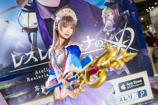 [Cosplay] "Atelier of Lesleriana" Totori ، Cosplayer الرسمي Izana لطيف للغاية! اعتداء على كشك حيث ظهرت غلاية الكيمياء الحقيقية أيضًا [Comiket 103] الصورة / الصورة الثانية