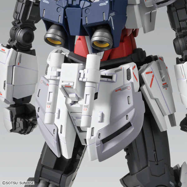 تم إصدار Gunpla جديد "Mg narative Gundam C Equipment ver.ka"! الإطار النفسي العاري هو الصورة العاشرة / صورة انعكاس الضوء مثل البلورة.