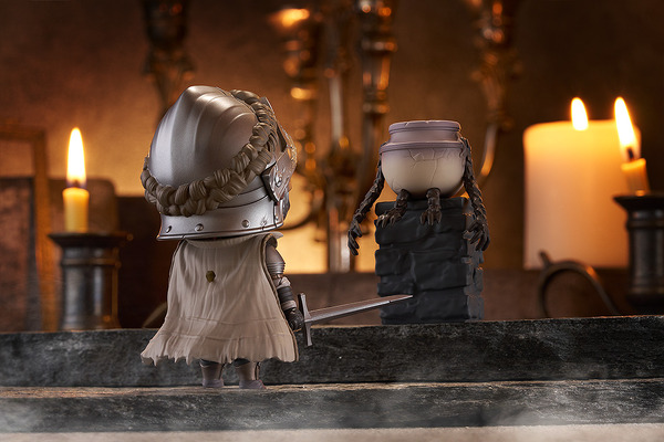 انها صغيرة ولكن كريمة ...! "حلقة Elden" "Wandering Knight" Nendoroid 