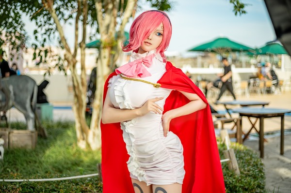 [كوسبلاي] إعادة إنتاج جسم Reiju ذو الأبعاد المختلفة بالكامل من "ONE PIECE"! هذا هو حضور جيرما [6 صور]