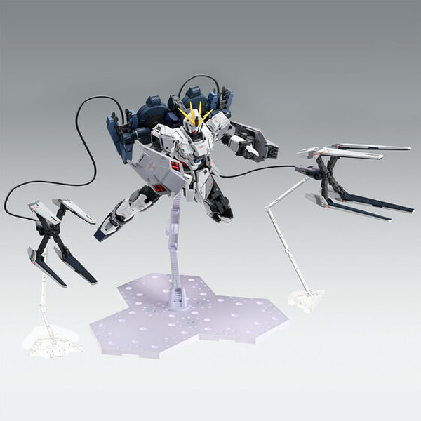 محجوز في Gunpla "Mg Narative Gundam B Equipment Ver.ka" Pleban! المحطة السلكية عبارة