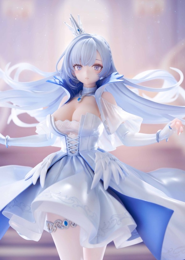 ألوهية شفافة...! الشخصية الرشيقة "Argus" التي طال انتظارها من "Azur Lane"