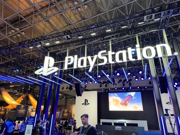 حاول تشغيل "Gran Turismo 7" و"FF7 Reverse" على "PS5 Pro". للتحقق من التعبير المنعكس، انطلقت مع ألفارد وذهبت في مغامرة في وضع "التحسين" [TGS2024]