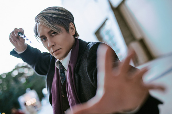 [cosplay] "المعالج المظلم" Grindelwald مليء بالديانية! [6 صور]