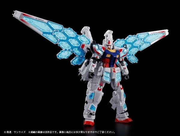 "Limited Edition Gunpla" متاح الآن في Japan Airlines وتعاون Gundam! إصدار JAL "RX-78F00/E Gundam (EX-001 مع ريشة زجاجية)" وعناصر أخرى معروضة للبيع