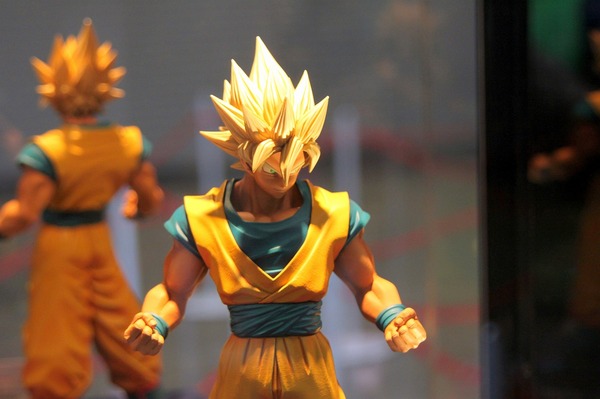 [Jump Festa 2013] Goku رائع جدًا ... عرض الشكل هو الصورة الثانية وصورة الإثارة القابلة للمقارنة مع اللعبة