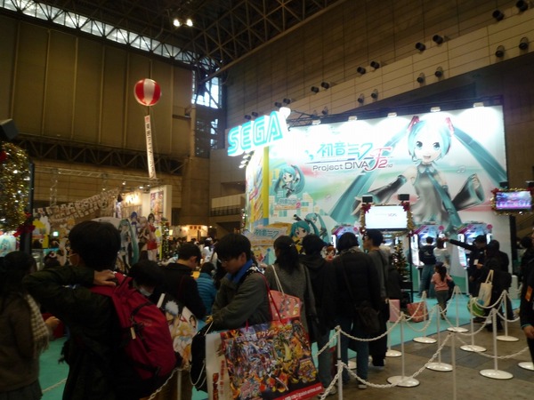 [Jump Festa 2014] طوابير طويلة لتجربة الألعاب