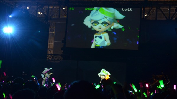 [تقرير] "Splatoon Shioka Live 2016" مذهل بكل بساطة! كانت الصورة/الصورة التاسعة مستغرقة في الإثارة لدرجة أنني نسيت المقابلة تقريبًا.