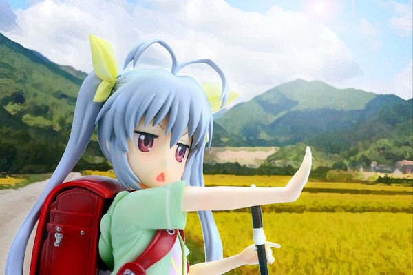 بدأت "Nonnonobiyori" Miyaauchi Renge Scalf Reservation وأصدرت في ديسمبر من هذا العام