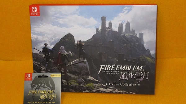 "Fire Emblem Fuka Snowzuki" Artbook هو 136p مع الكثير! الكتاب الفولاذي ثمين أيضًا ... [مجموعة فودلان فتح الريبو] أول صورة / صورة